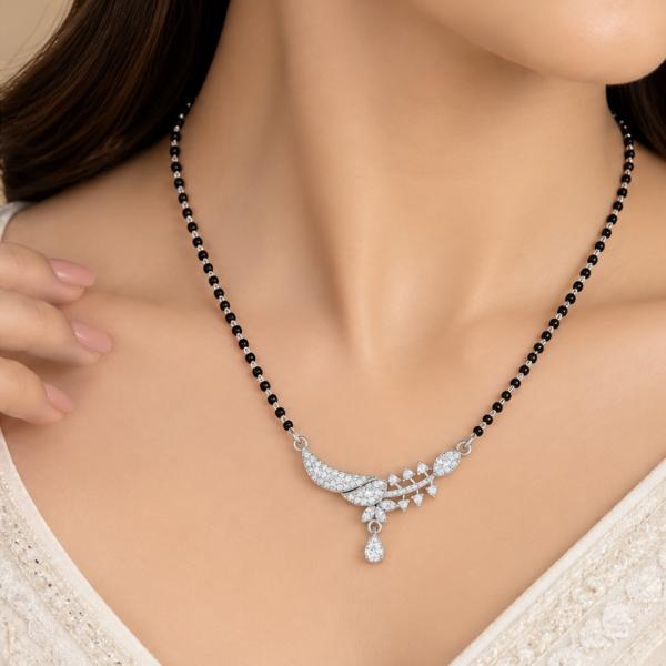 925 Sterling Silver Mangalsutra for Women – Floral Leaf Designer Pendant MS040