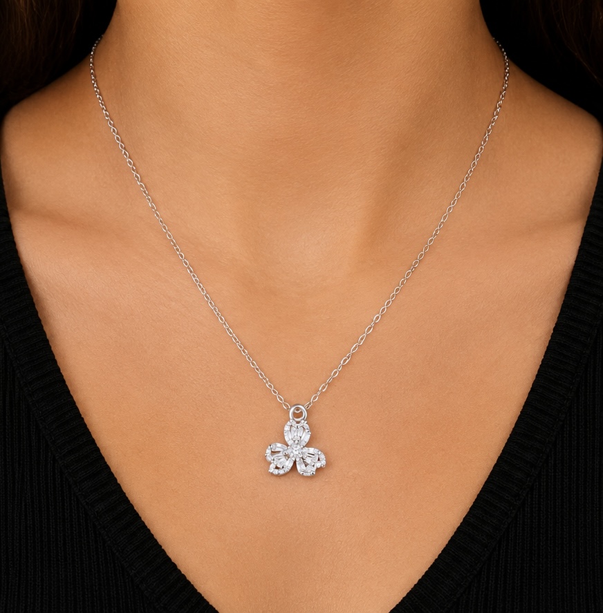 925 Sterling Silver White Floral Pendant Necklace | Elegant Flower Chain Pendant for WomenPS058