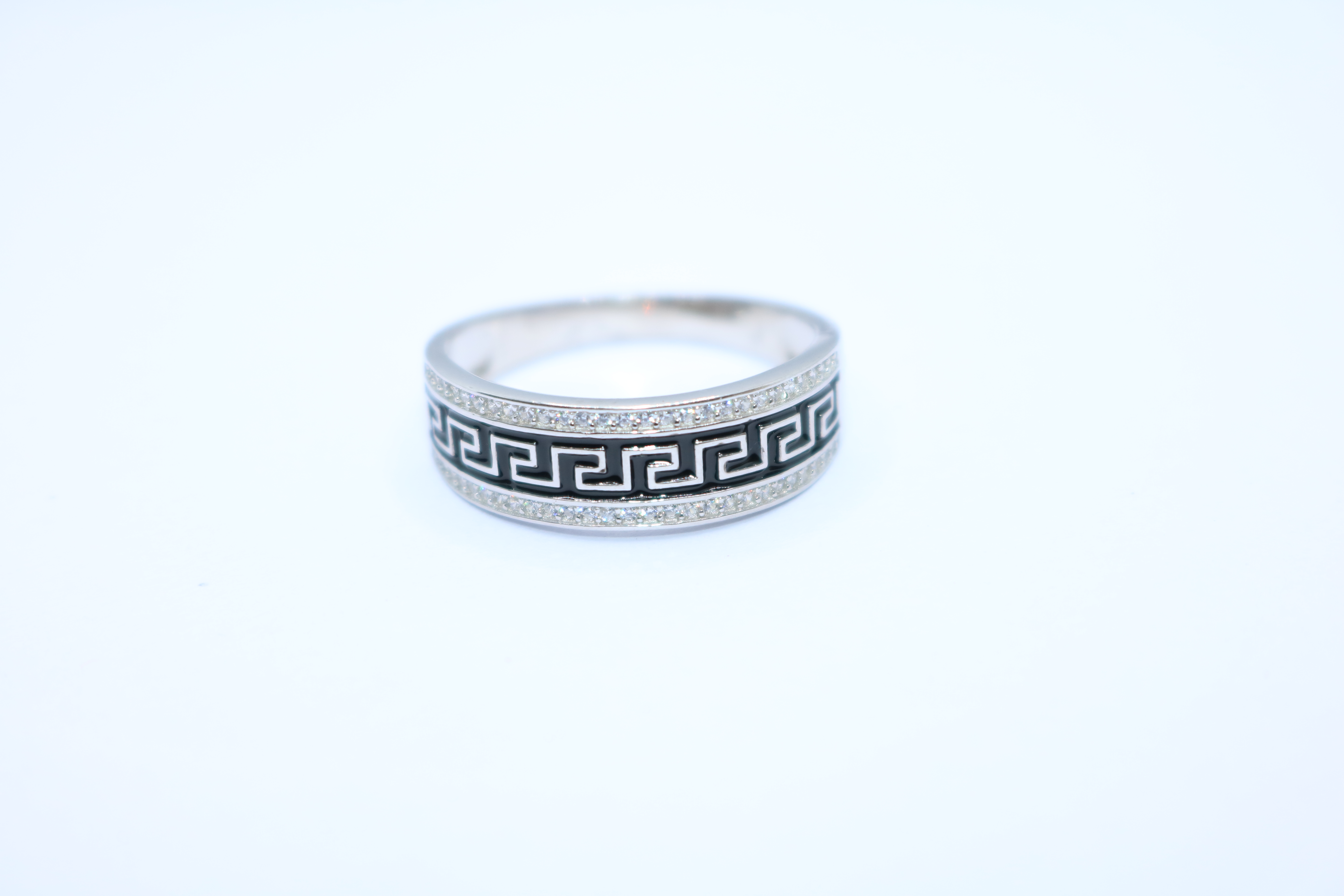 R0167 925 Sterling Silver Men’s Black Enamel & White Stone Band Ring