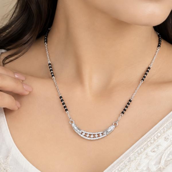 925 Sterling Silver Mangalsutra for Women – Elegant Curve Pendant MS048